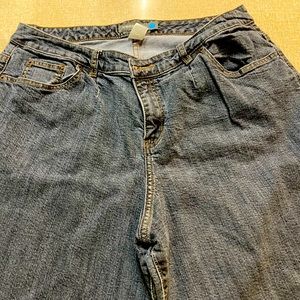 Venezia brand size 3  and that is equivalent to size 24